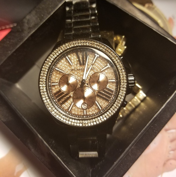 Michael kors watch - Picture 1 of 4
